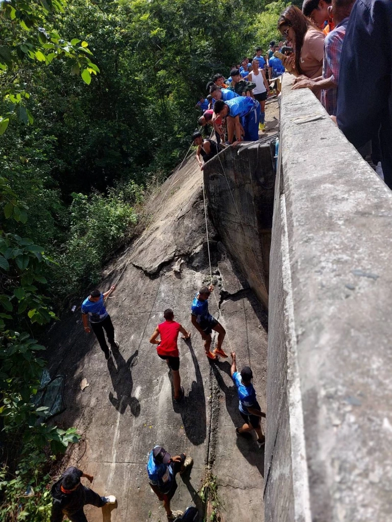 กรมขนส่ง ตรวจสภาพรถบัสรับส่งนักวิ่ง ดิ่งเหวดับ 4 พบเป็นรถปลดประจำการกองทัพ