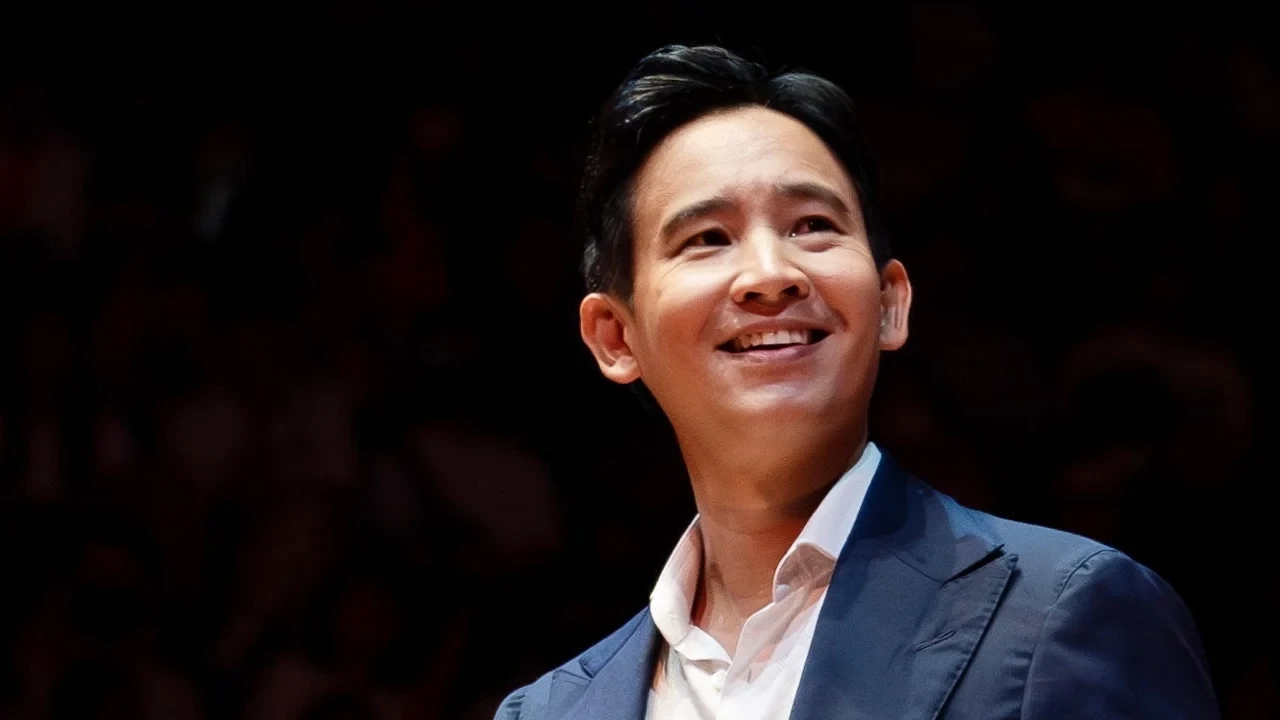 ซัดแรง "น้าแอ๊ด" แขวะวงในการเมือง ปลุกใจคนไทยต่างได้แต่อย่าแตกแยก (มีคลิป)