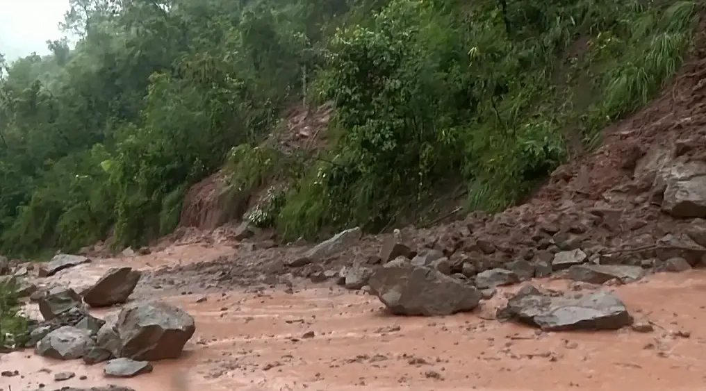 น้ำท่วม-ดินถล่มในอินเดีย ดับ 22 ราย ฝนถล่มนิวเดลีหนักสุดใน 41 ปี