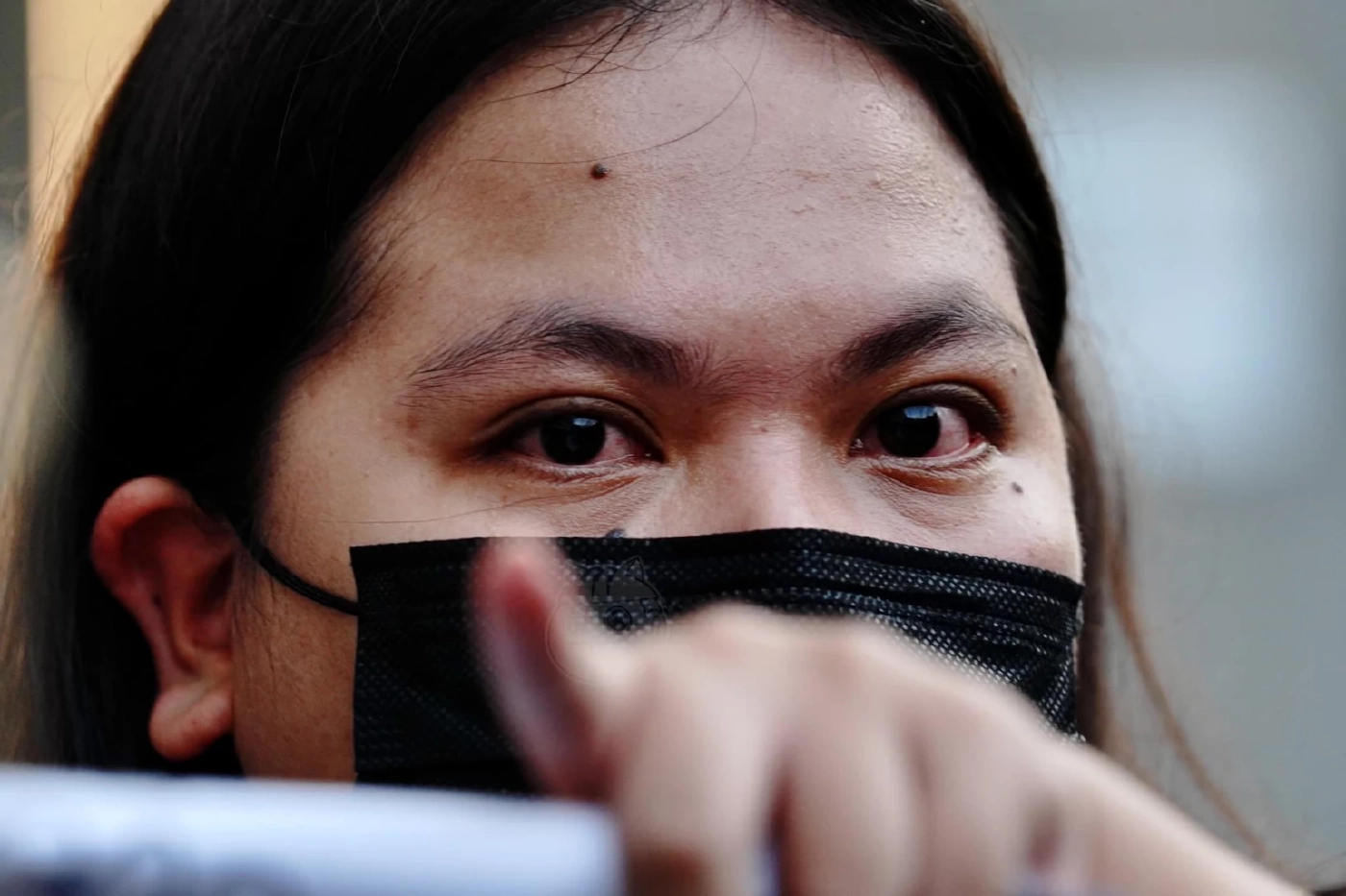 น.ส.เนติพร เสน่ห์สังคม หรือ "บุ้ง ทะลุวัง" 