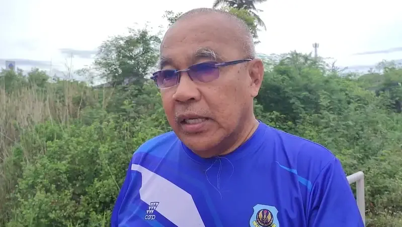 จ่าอากาศเอก เสกสรรค์ จันทร แกนนำเครือข่ายต่อต้านการทุจริต จ.ประจวบคีรีขันธ์