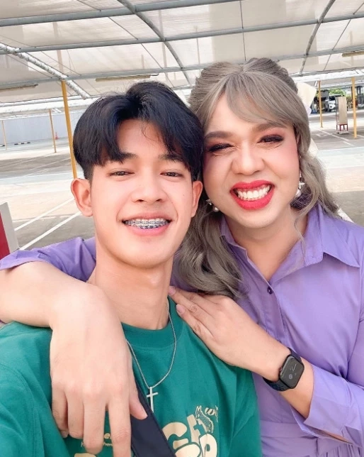 แพรรี่ ไพรวัลย์  เปย์หนักแฟนเด็ก เกือบเลิกเพราะโพสต์ไม่คิดฝ่ายชายหอบผ้าหนี