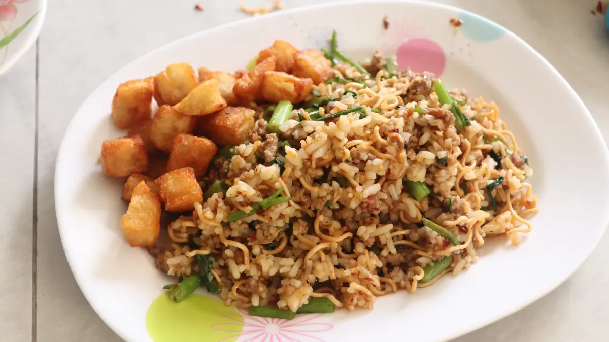 แจกพิกัดเมนูฮิต "ข้าวหมา" ร้านดังนครสวรรค์ ลูกค้าแห่ซื้อ ยอดขายถล่มทลาย