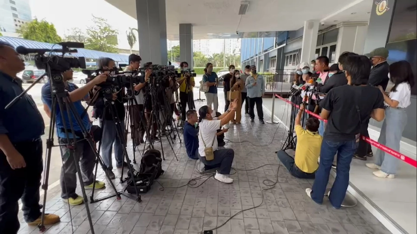 “จิ้งจอกสังคม รักลวง หลอกซื้อรถปล่อยเช่า เหยื่อสูญกว่า 50 ล้าน