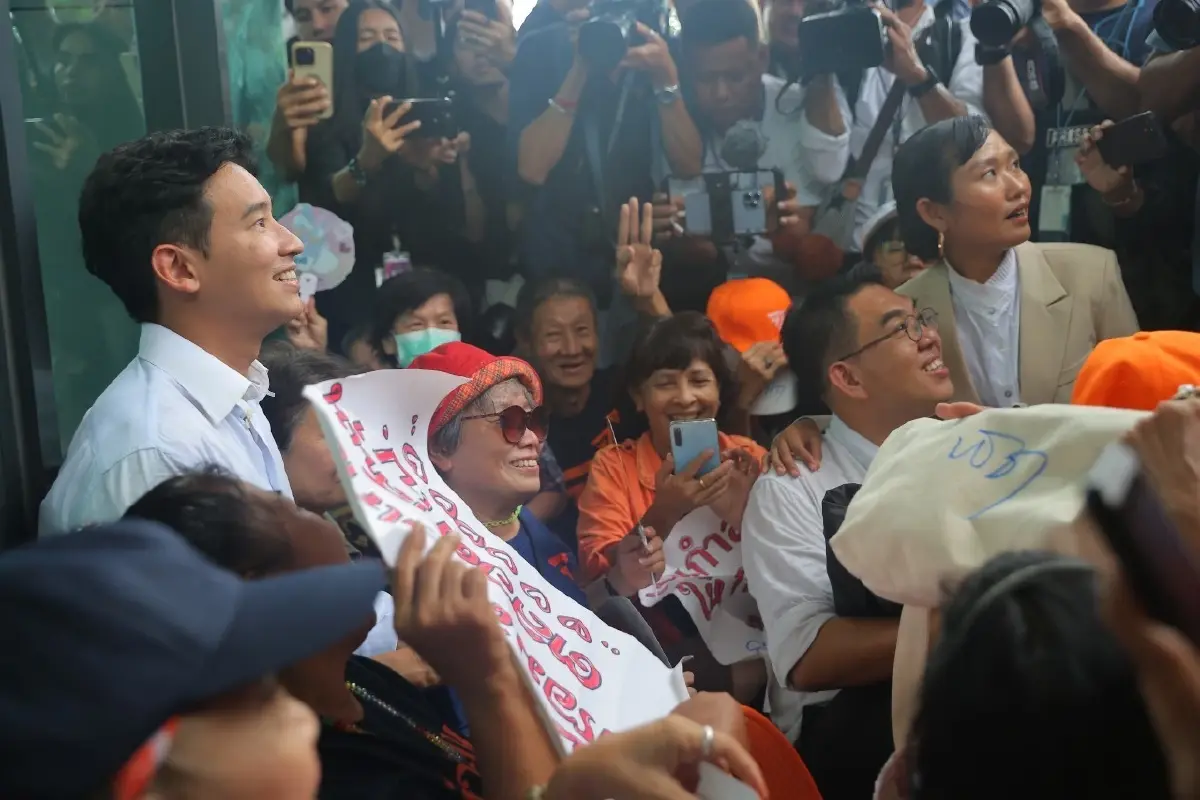 "วิโรจน์" ขอด้อมส้มอย่าหวั่นไหว หลังมีกระแส "ก้าวไกล" ยอมถอยเป็นฝ่ายค้าน