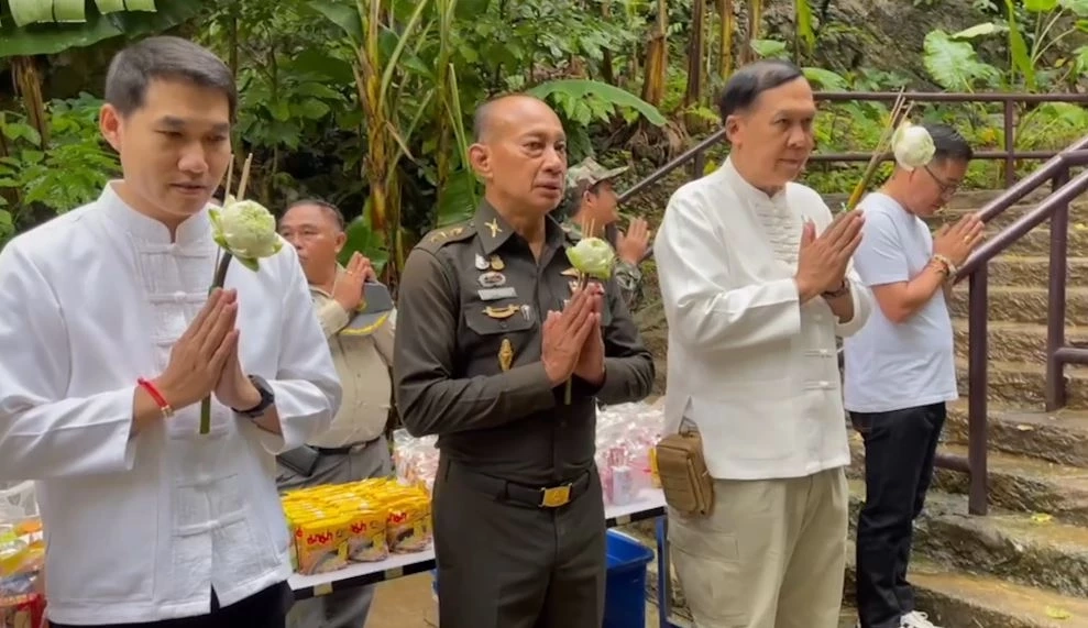 กรมอุทยานแห่งชาติฯ จัดงานรำลึก 5 ปี กู้ภัยถ้ำหลวง ทำบุญอุทิศแด่ผู้ล่วงลับ