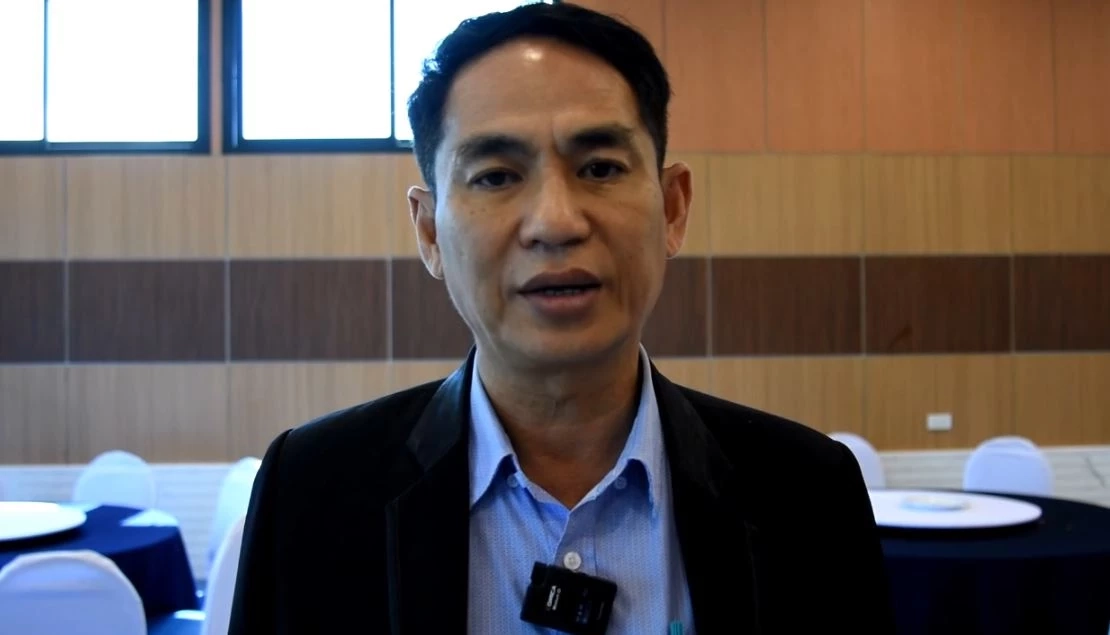 คนขายตั๋วรถตู้ร้องสื่อ โดนภรรยาเทศกิจฯ เมืองอุดร ชกหน้ากลาง บขส. สามีช่วยข่มขู่