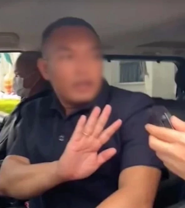 สนั่นโซเชียล "บอร์ดี้การ์ด "พิธา" ถูกขุดประวัติฉาว สั่งหยุดปฏิบัติหน้าที่แล้ว