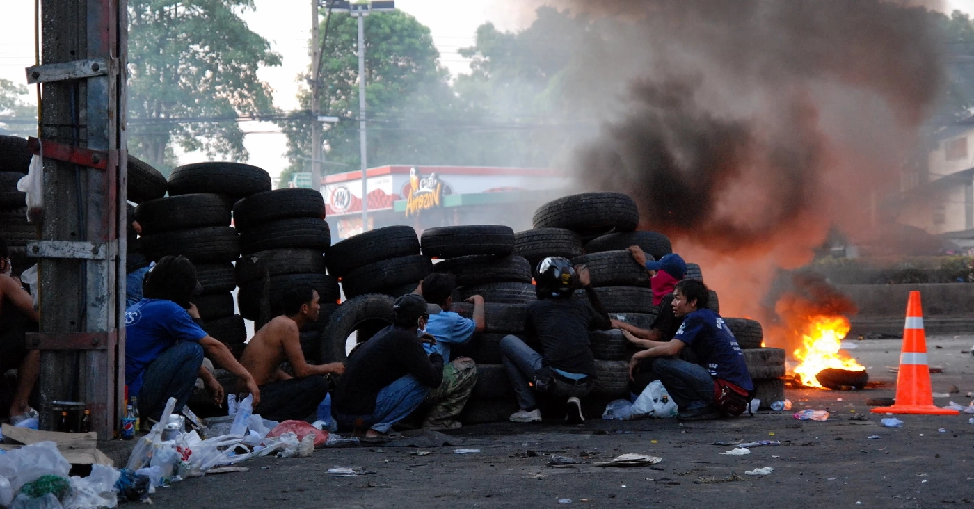 น้ำตาคลอ! "ธาริต" เผยความในใจ คดีสลายคนเสื้อแดง 99 ศพ