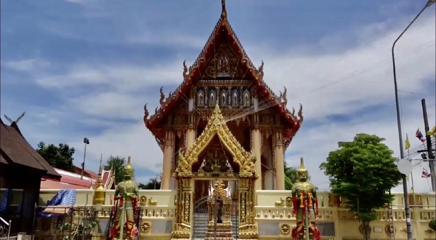 ไอศกรีม "รสพระทำ" 25 ถัง 25 รสชาติ ขายเกลี้ยงทุกวัน ชาวบ้านแห่ซื้อนำเงินเข้าวัด