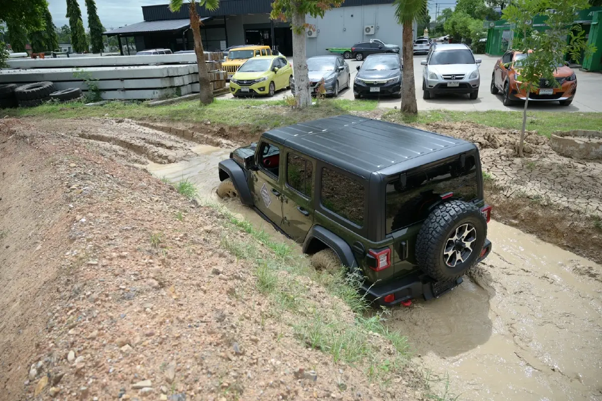 สายออฟ-โรดห้ามพลาด เพิ่มทักษะการขับขี่ไปกับ Jeep® 101 Academy