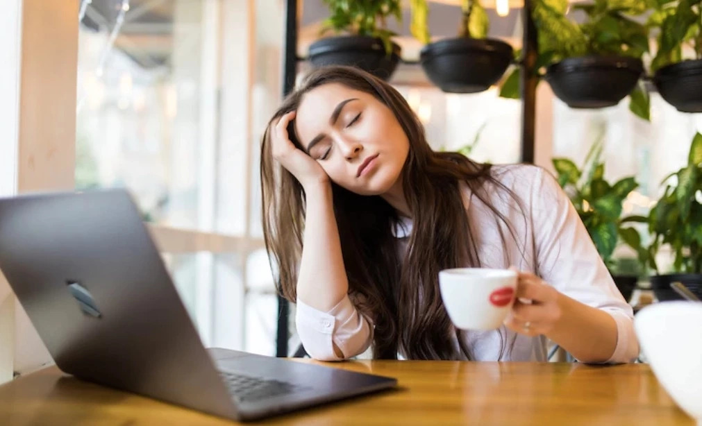 11 เรื่องต้องรู้เกี่ยวกับ ‘ไมเกรน’ อาการปวดหัวที่กวนใจวัยทำงาน