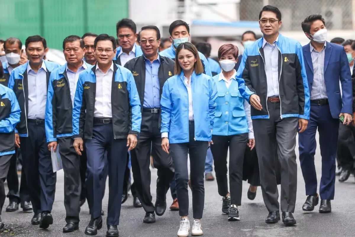 คุกรุ่น ศึกชิง"ผู้นำปชป." ตัวเต็ง-ตัวตึง ติดล็อกข้อบังคับการประชุม