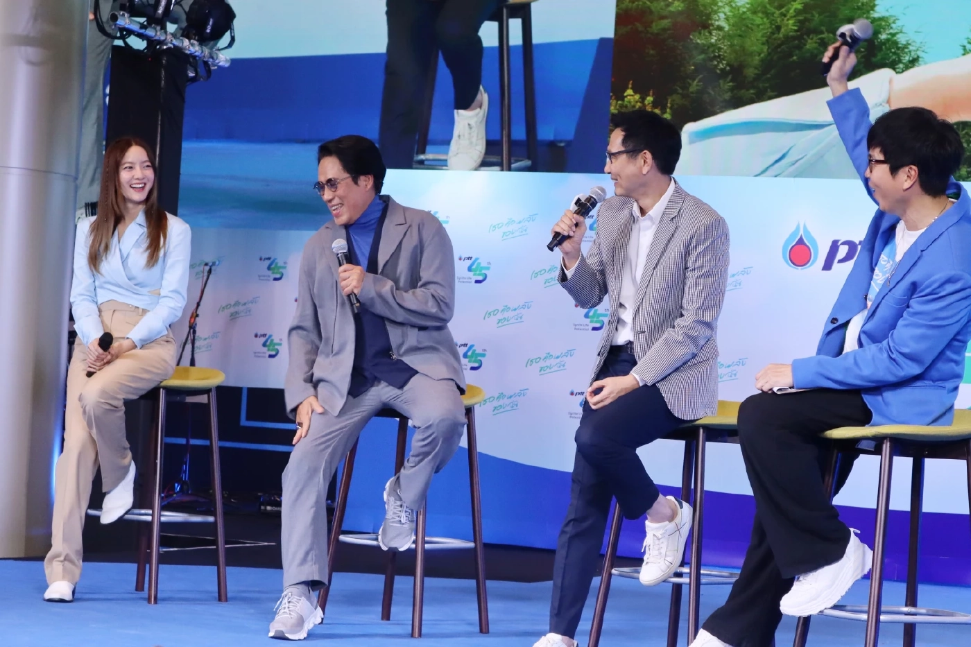 ครั้งแรก! ต้นกล้า นิปุณ โคจรร่วมงาน เบิร์ด-อิ้งค์ ในเพลง เธอคือพลังของฉัน