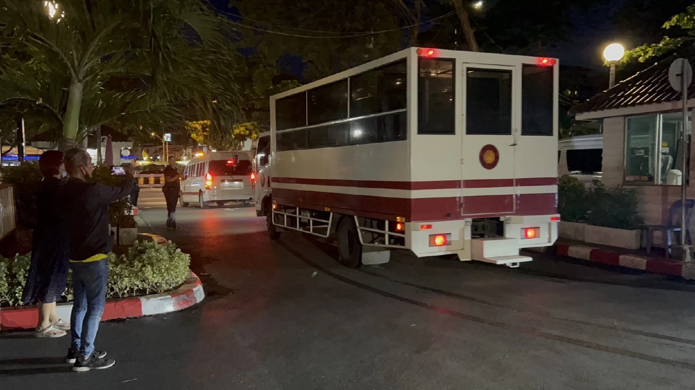 สั่งจำคุก"ธาริต" ศาลฏีกา พิพากษาคดีอภิสิทธิ์ฟ้องถูกกล่าวหา สลายชุมนุม 99 ศพ (มีคลิป)