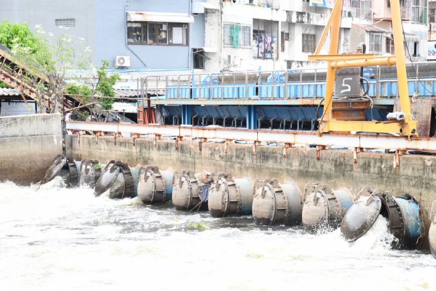 สทนช.ลุยแก้น้ำท่วมปากน้ำ เร่งระบายเชื่อมต่อกรุงเทพฯ