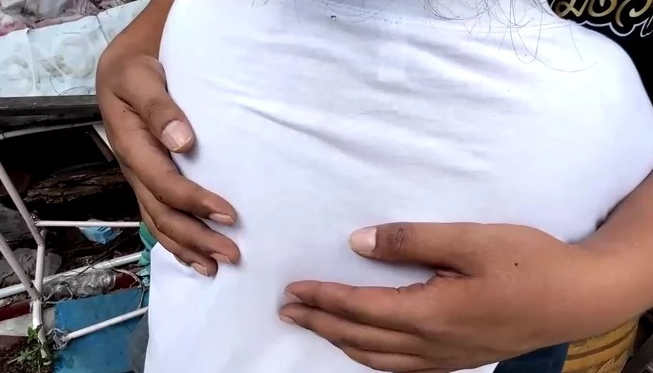 หดหู่ใจ! หนูน้อย 7 ขวบ ไม่รู้แม่เสียชีวิต นอนเฝ้าร่างข้ามคืน