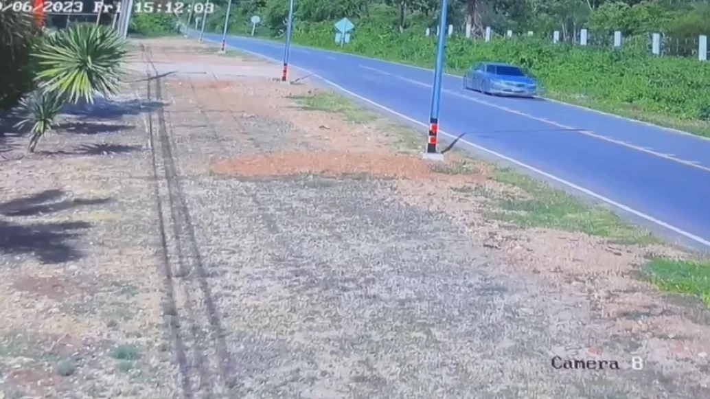 เปิดภาพวงจรปิด มัดเพื่อนสนิทป้าอ้อย ขับรถนำร่างไปโยนทิ้งเหว