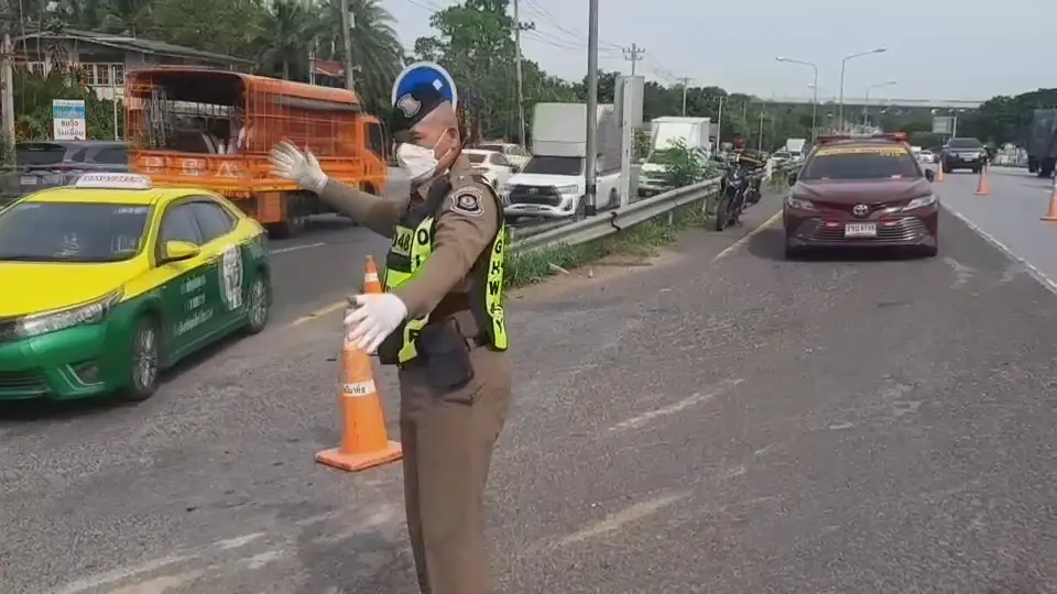 วันหยุดยาว แห่กลับภูมิลำเนา-ท่องเที่ยว "ถนนมิตรภาพ"จราจรหนาแน่น