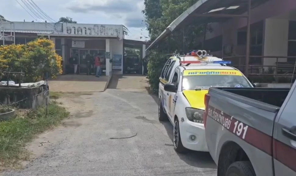 ครอบครัวรับศพ "หมวดบุญธรรม" เหยื่อไอ้คลั่ง ภรรยาหวังคนร้ายได้รับผลกรรม