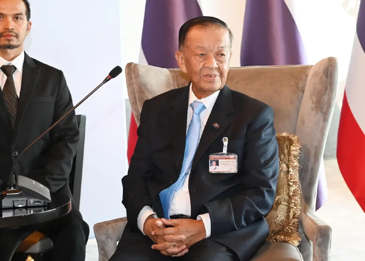 "หมอเหวง" จัดหนักไล่ "วันนอร์" พ้นประธานสภา ปล่อยสว.-สส. เหยียบย่ำรธน.