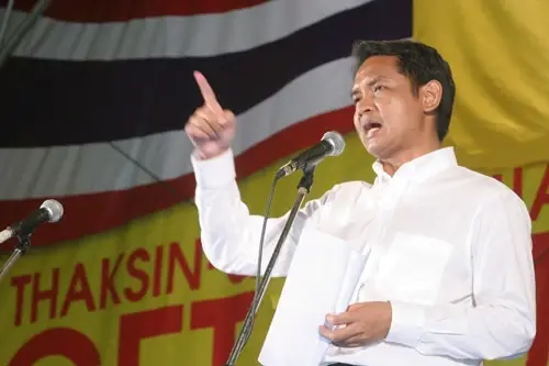 เปิดเหตุผล 2 ฝั่ง! แดง VS เหลือง ฟันธง! "โทนี่ วู้ดซัม" จะได้กลับแผ่นดินเกิด?