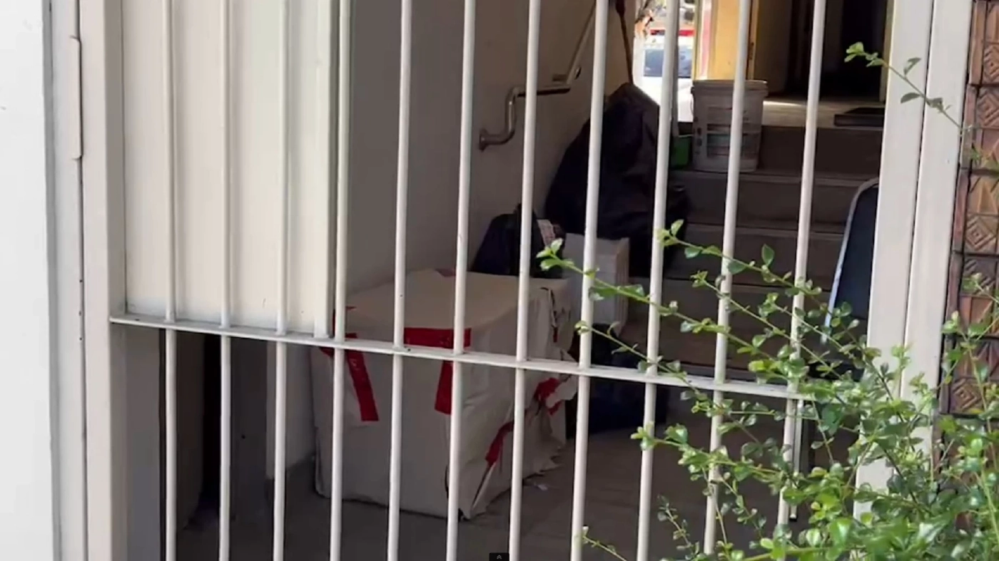 ผวา เจอวิญญาณเด็ก 12 ขวบ นั่งบนถังน้ำแข็ง โรงพักบางเขน