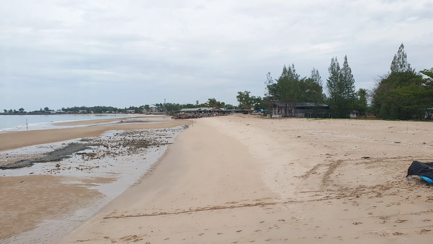 ชาวบ้านยืนยัน พื้นที่คอนโดดังหาดชะอำ ที่ถูกสั่งเพิกถอน เคยเป็นคลองจริง
