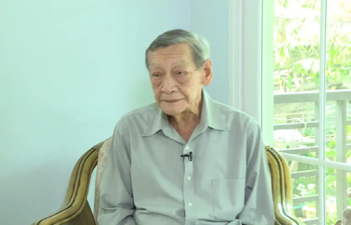 พนัส ทัศนียานนท์ อดีตคณบดีคณะนิติศาสตร์ ม.ธรรมศาสตร์  
