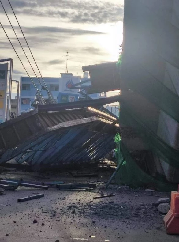 รองผู้ว่าฯ กทม. เผย คาดเหตุเครนยกโครงสร้างสะพานมีปัญหา ทำพังถล่ม ดับ 1 เจ็บ 8