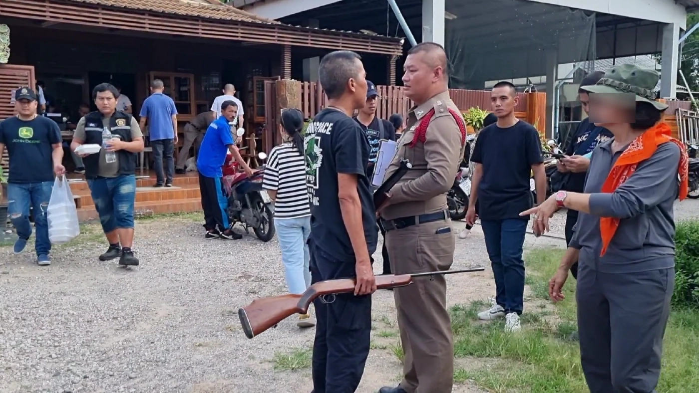 ตะลึง! ค้นโกดังโรงไม้ พบรถยนต์-จยย. 67 คัน เจ้าของอ้างรถจำนำ ดอกร้อยละ 10/ด.