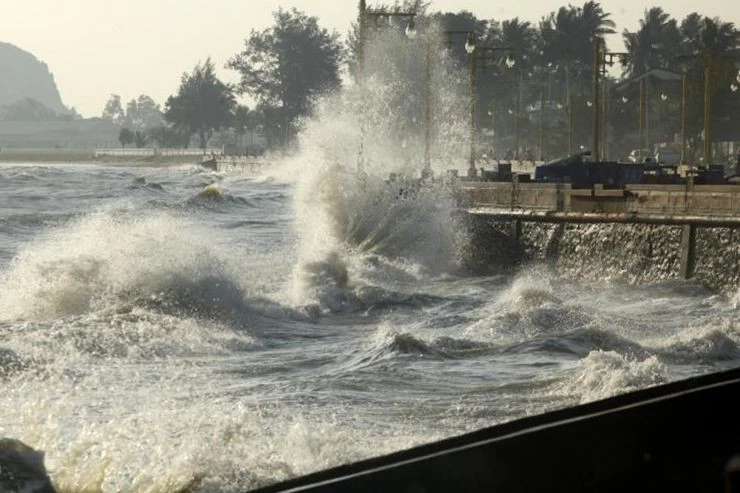 ห่วงใยพี่น้องภาคใต้ เจอฝนฟ้าคะนองร้อยละ 80 มีฝนตกหนักถึงหนักมากในบางแห่ง 