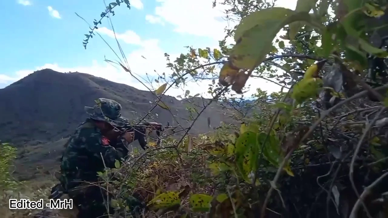 เมียนมาโต้กลับกะเหรี่ยง ขนเครื่องบินถล่ม ทหารเจ็บหามส่งรักษาฝั่งไทยอื้อ