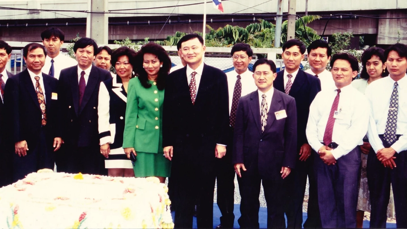 22ปีที่แล้ว! เพื่อไทย ชวนรำลึก "ทักษิณ" ผุดนโยบายกองทุนหมู่บ้าน 7 พันล้าน