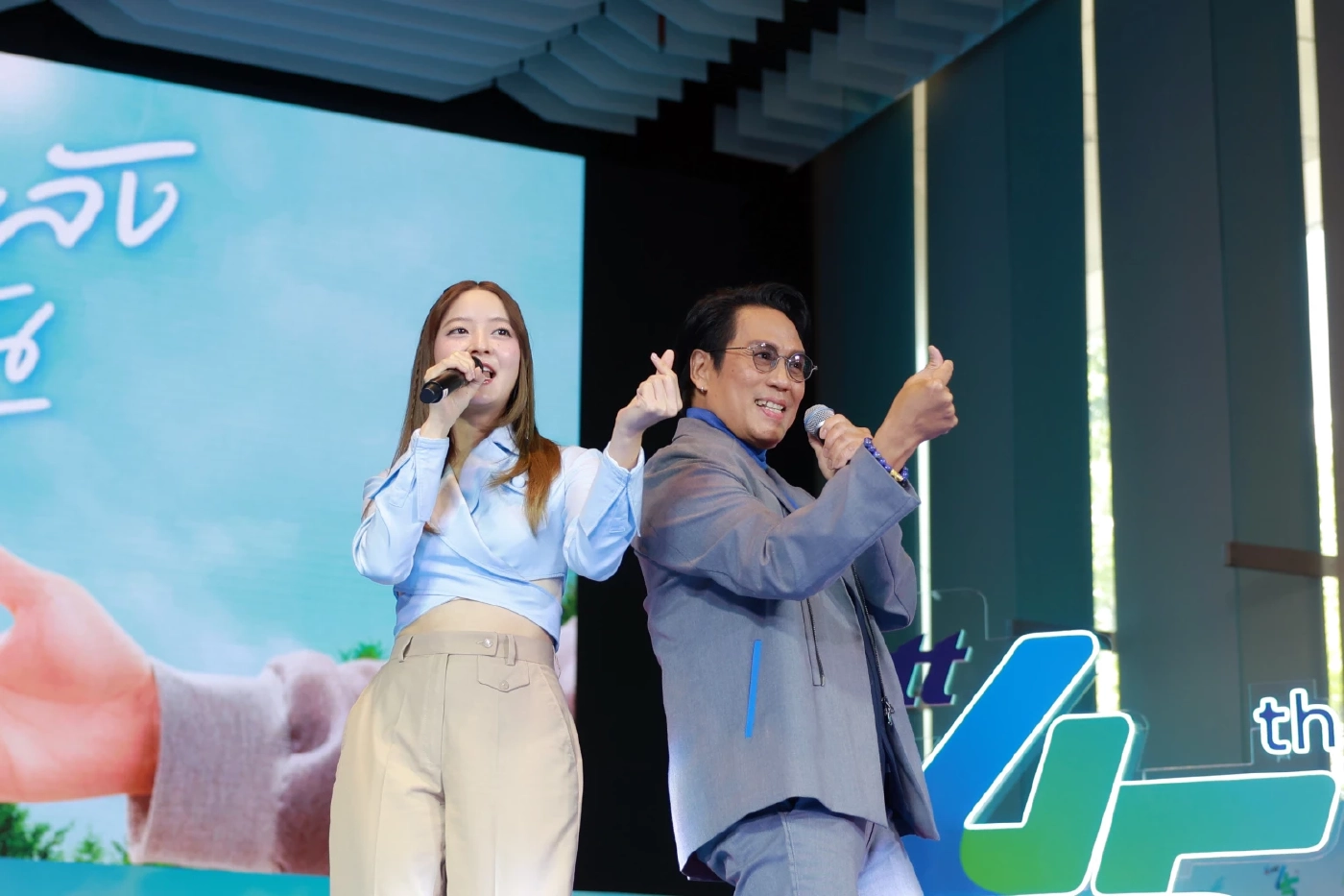 ครั้งแรก! ต้นกล้า นิปุณ โคจรร่วมงาน เบิร์ด-อิ้งค์ ในเพลง เธอคือพลังของฉัน