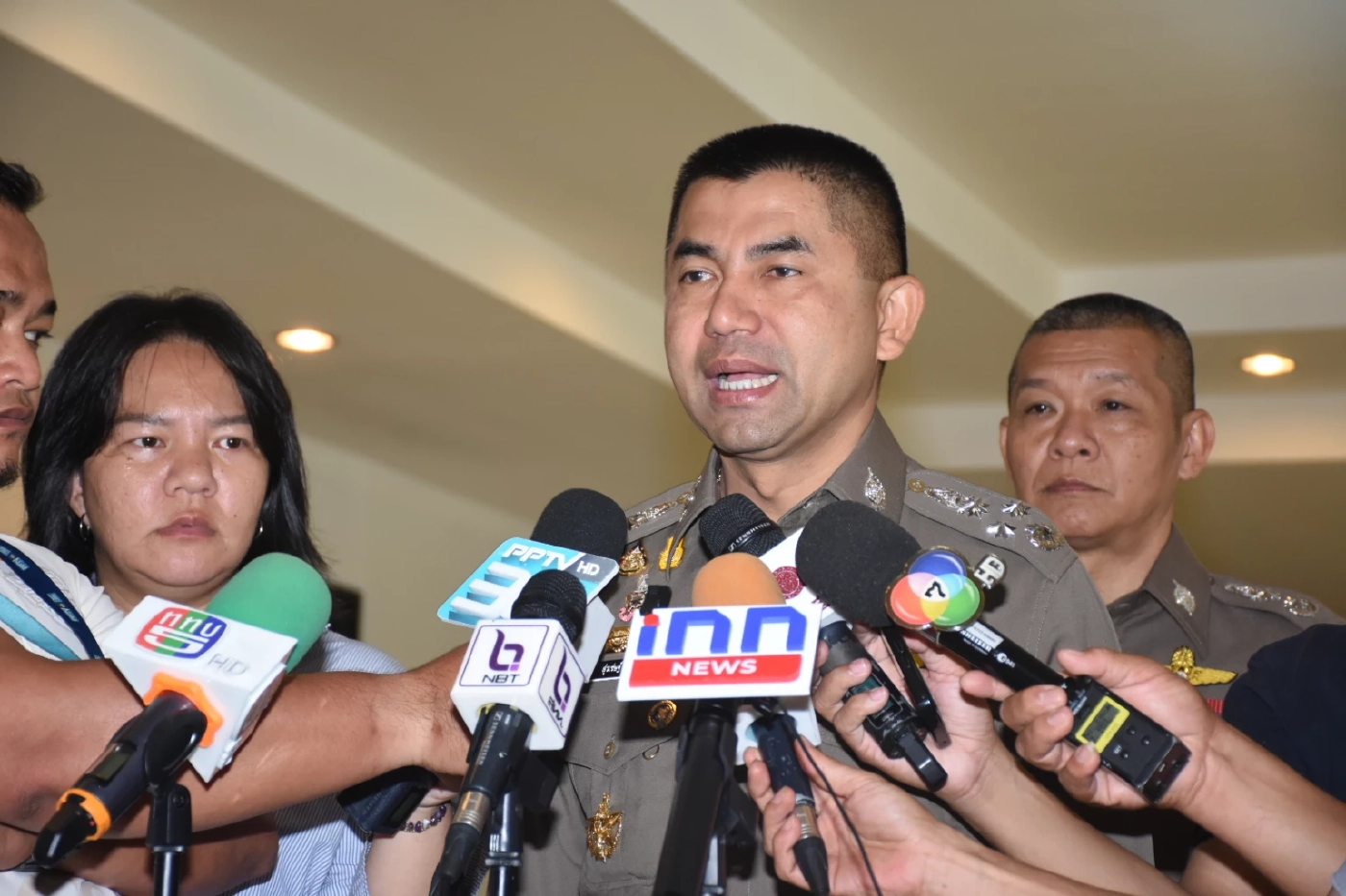 ตำรวจให้ประกันเสี่ยบอย-ภรรยา 2 แสน เผยให้การเป็นประโยชน์