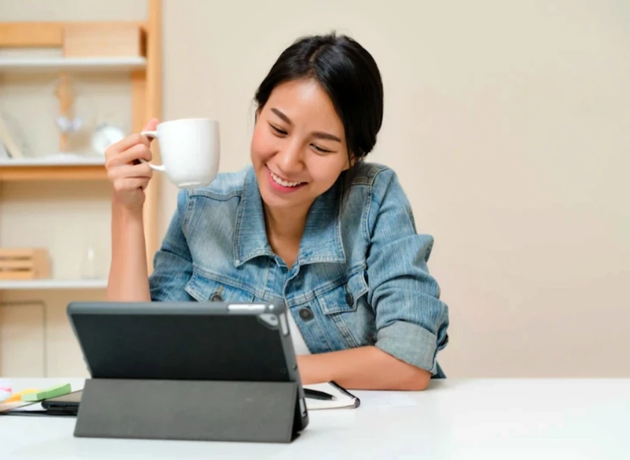 รู้หรือไม่! ระหว่างกาแฟ vs ชาเขียว อะไรกระตุ้นให้ตื่นตัวมากกว่ากัน?