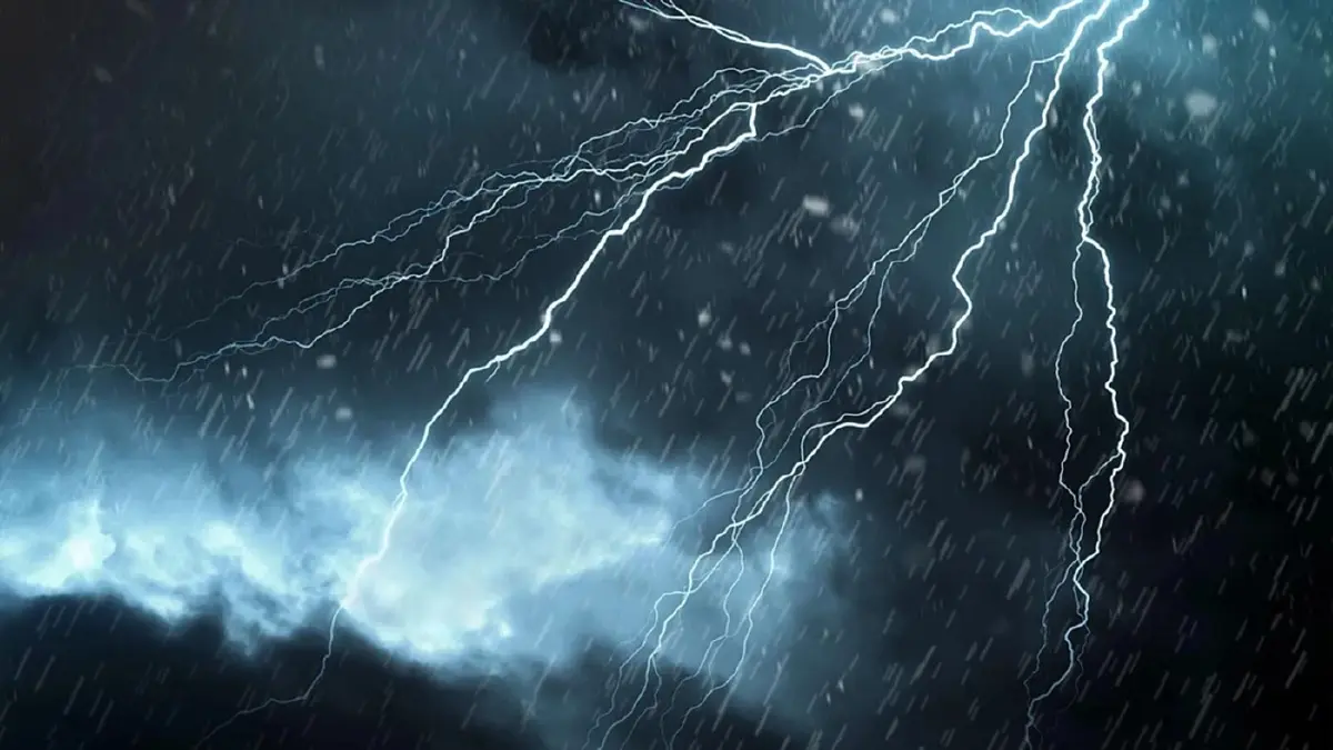 กรมอุตุฯ เตือน ฝนฟ้าคะนองทั่วไทย พร้อมเช็กพิกัด พื้นที่ไหนมีความเสี่ยง  