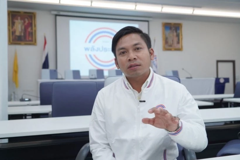 "คิง ก่อนบ่าย" โพสต์การเมืองย้อนแย้ง เจอทัวร์ลงหนัก ลบทิ้งแทบไม่ทัน