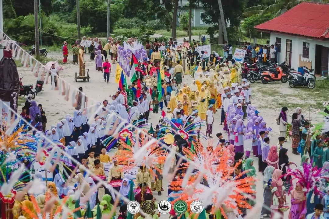 เตรียมแจ้งความเอาผิด แนวร่วม หลอกเด็กถือรูปโจรใต้ที่ถูกวิสามัญ