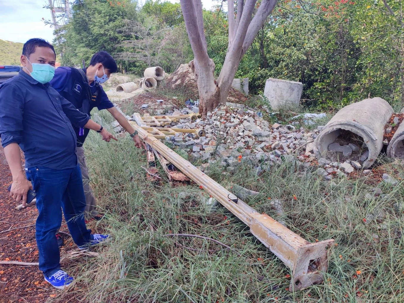 แฉอีก ประจวบฯ ใช้งบ 7 แสน สร้างศิลปะบนพื้นถนน ที่ชาวประมงใช้ "ตากปลาเค็ม"