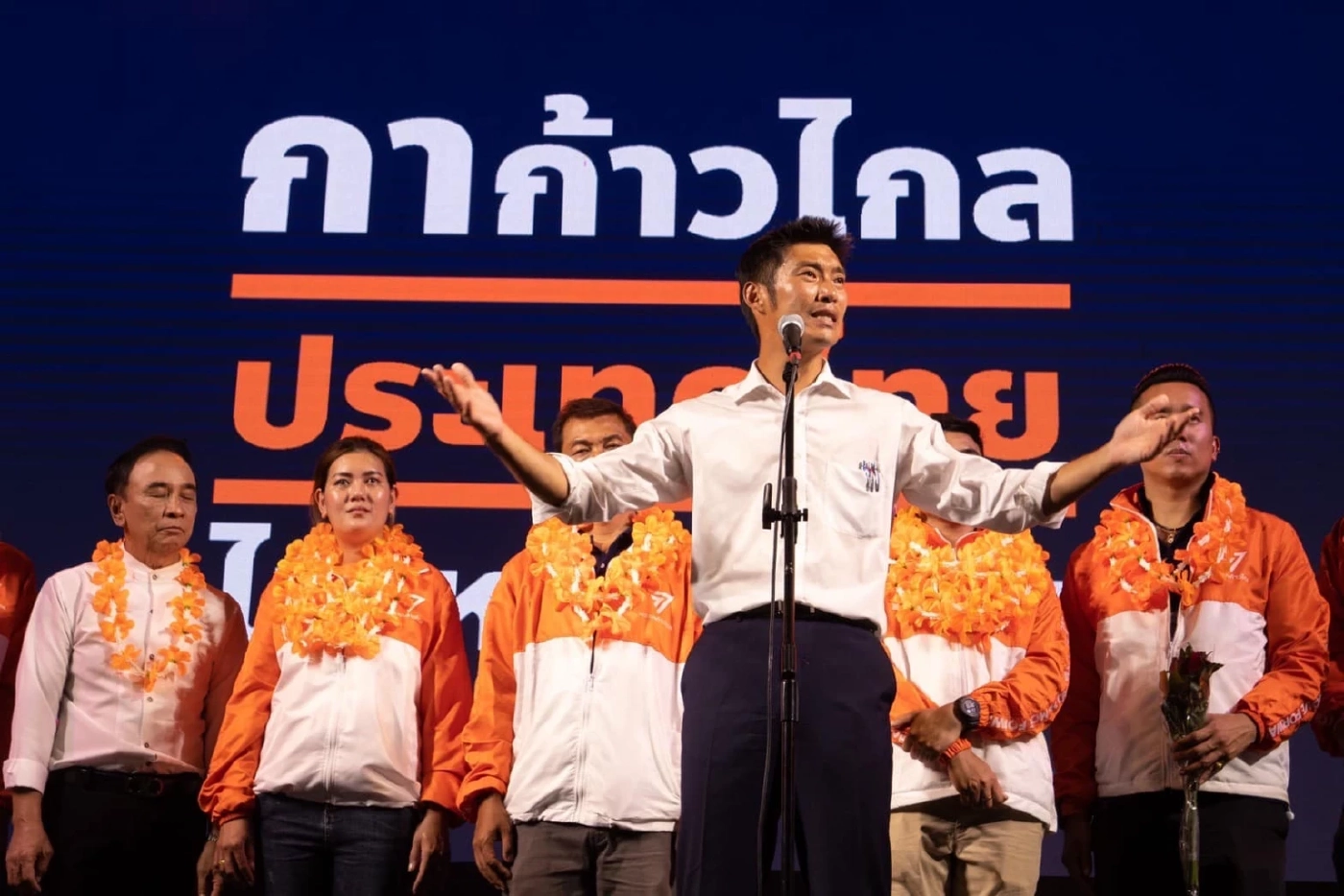 ร่ายยาวเจ็บจี๊ด! "ปิยบุตร" ซัด "ส.ว.-ส.ส." อภิปรายโหวตนายกฯ แต่ดันลากไปเรื่อง "ม.112"