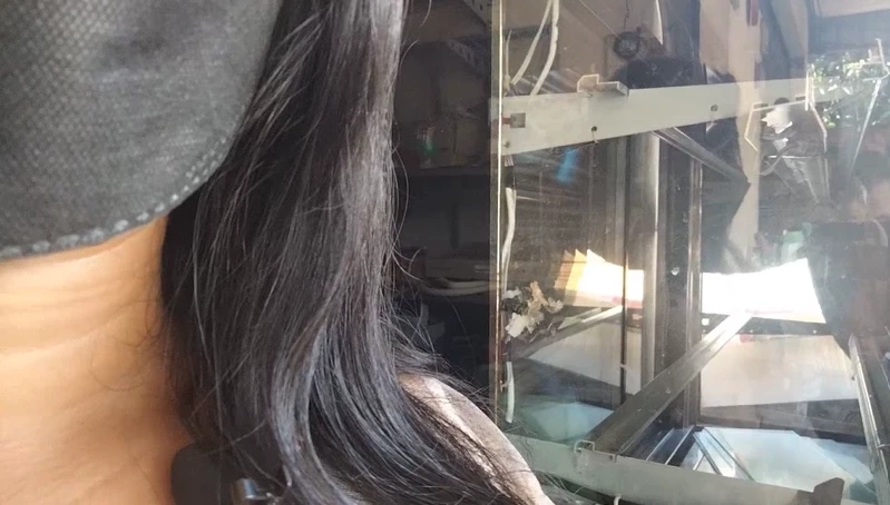  นางแดง (นามสมมุติ) อายุ 34 ปี แม่ของ ด.ญ.สวย 