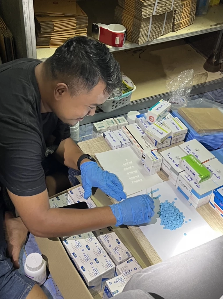 ดส. รวบเครือข่าย ขาย "ยาวาร์ป" ผ่านออนไลน์ พร้อมของกลางนับหมื่นเม็ด