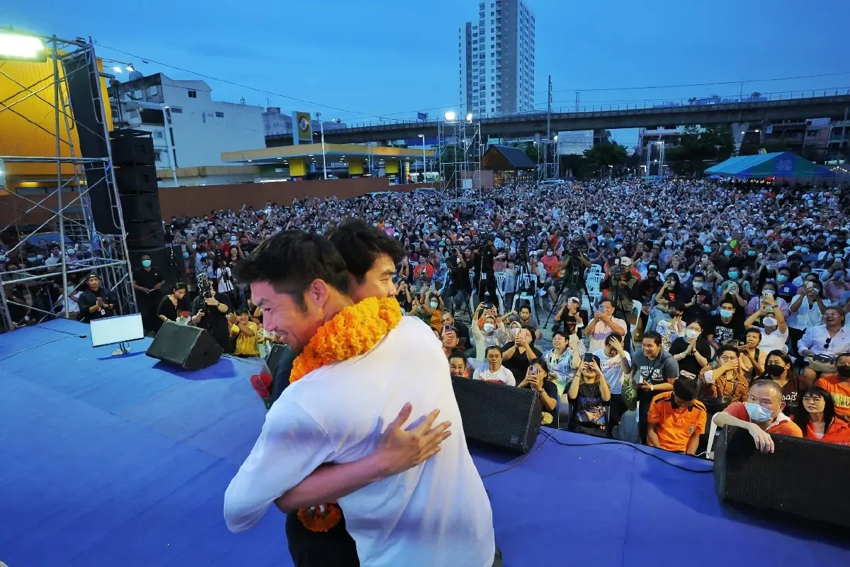 "เศรษฐา" รับถึงเวลาต้องผลัก "ก้าวไกล" ออกจากขั้ว เพื่อโหวตเลือกนายกฯ ราบรื่น