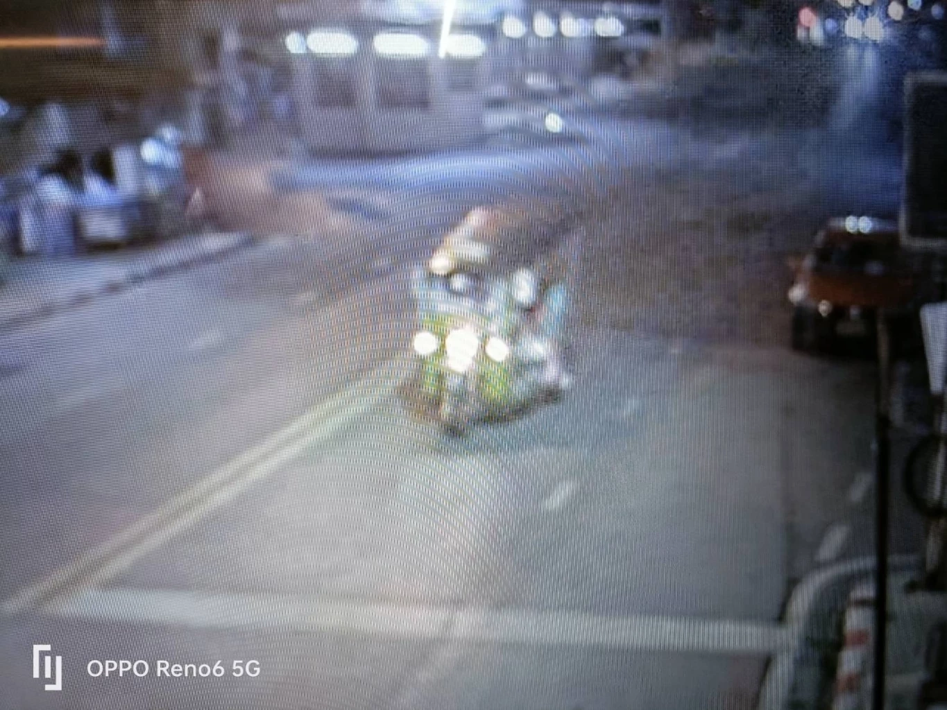 เปิดภาพวงจรปิด ไล่ล่าตามหา"รถตุ๊กๆ" ซิ่งชนหญิง 70 ปีหลบหนี แจ้งตร.คดีไม่คืบ