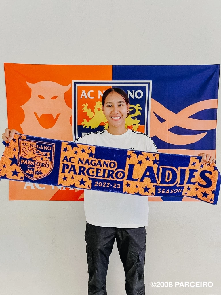 "ไหม-ธนีกานต์" เซ็นสัญญาย้ายร่วมทีมลีกญี่ปุ่น