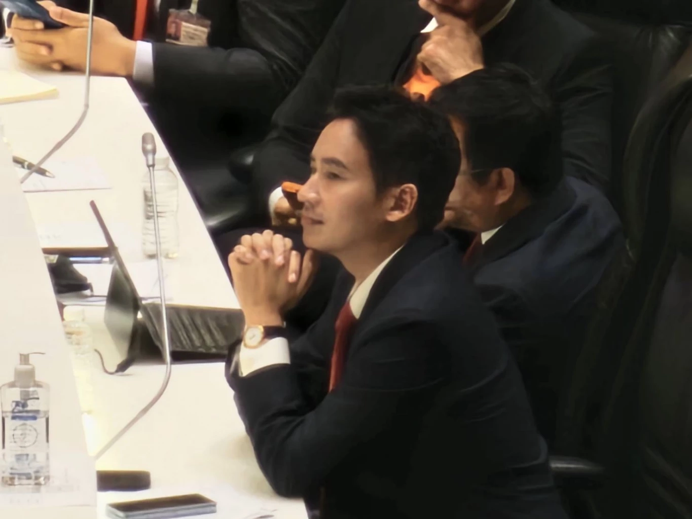 พิธา ลิ้มเจริญรัตน์  หัวหน้าพรรคก้าวไกล แคนดิเดตนายกฯในที่ประชุมรัฐสภาเมื่อวันที่ 13  ก.ค. 66 