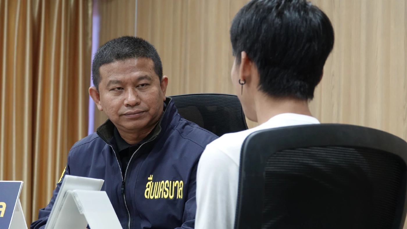 ตร.PCT รวบ “สุนทรฟู่” อดีตครู ผันสู่มิจฉาชีพโกงเงินครู - นักเรียน