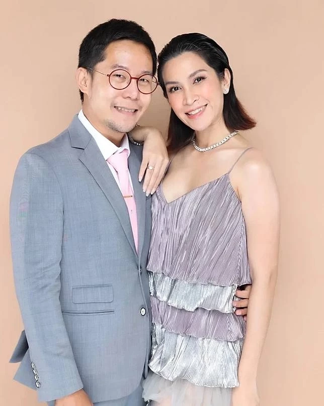 'อี๊ฟ พุทธธิดา' สุดทนโพสต์ซัด ครู รร. ดัง ตะคอกใส่ลูก ตอกกลับชาวเน็ตหน้าหงาย
